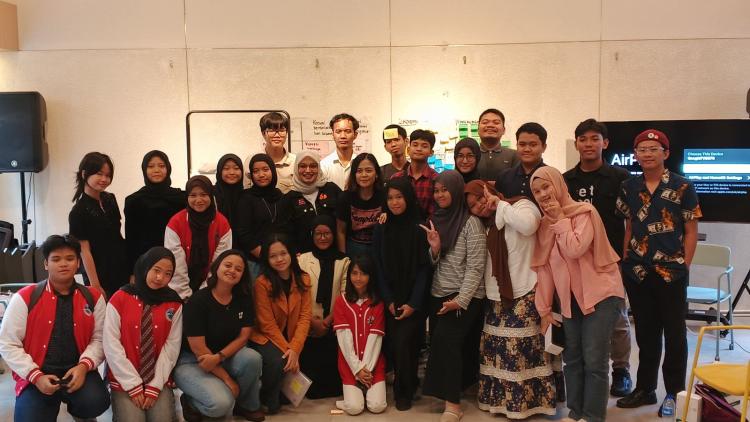 Dokumentasi ICW: Foto bersama kelas lingkar pelajar batch 2 Dokumentasi ICW: Foto bersama kelas lingkar pelajar batch 2